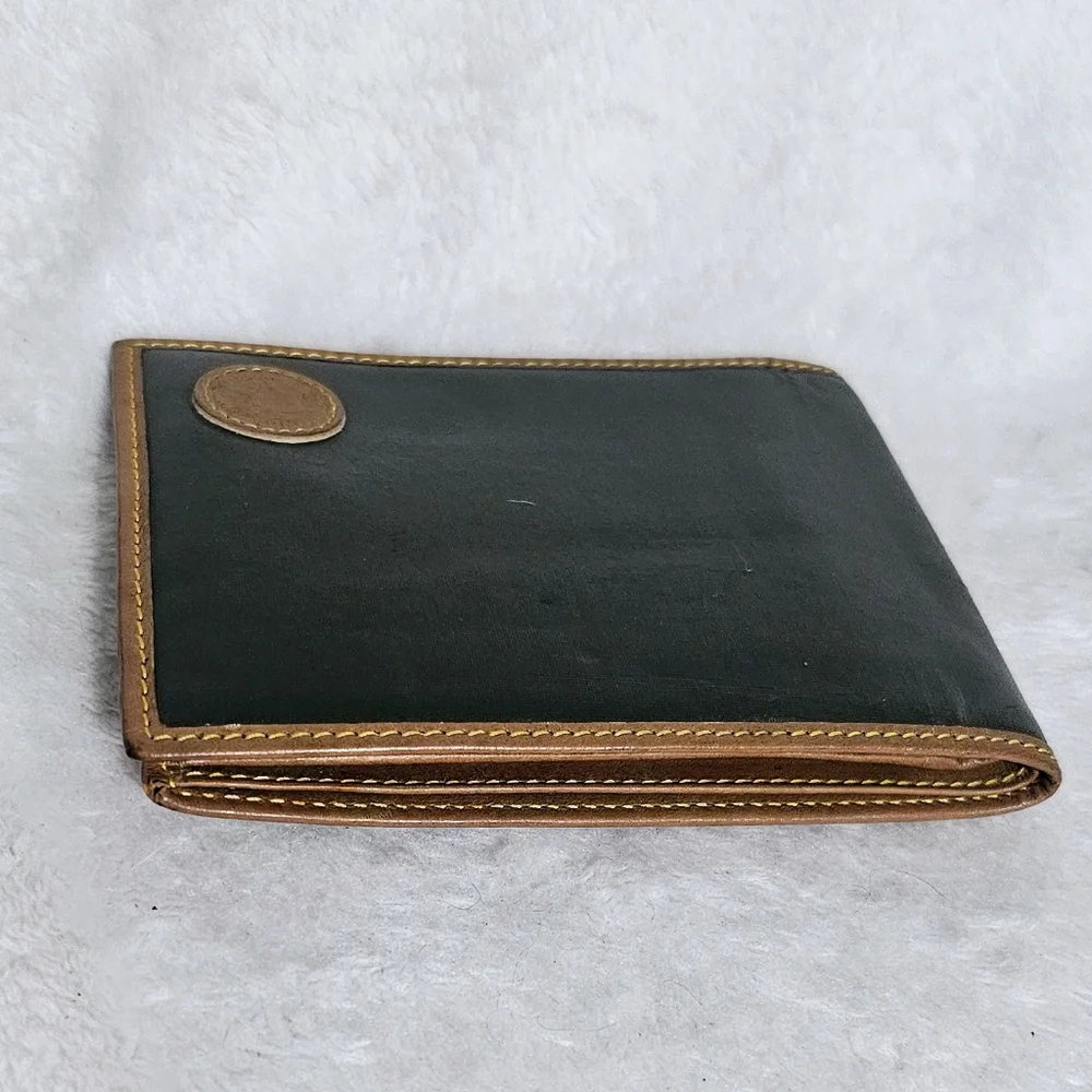 Hunting World Mens Green Bifold Wallet